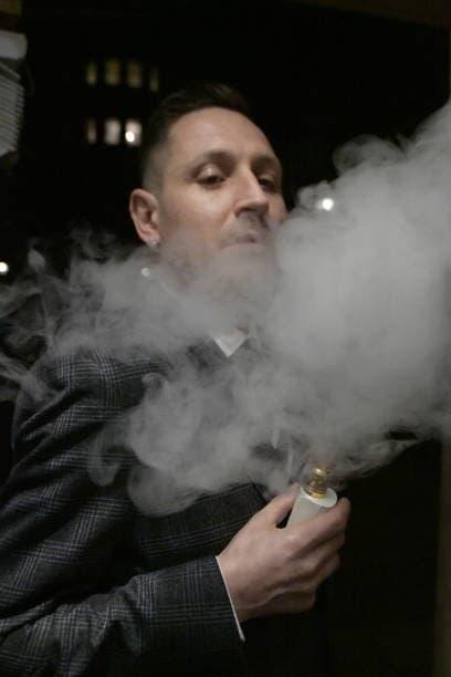 Análisis del ibvape 25000 Züge ante la noticia de sanidad prohibe cigarrillos electronicos y las alternativas para consumidores