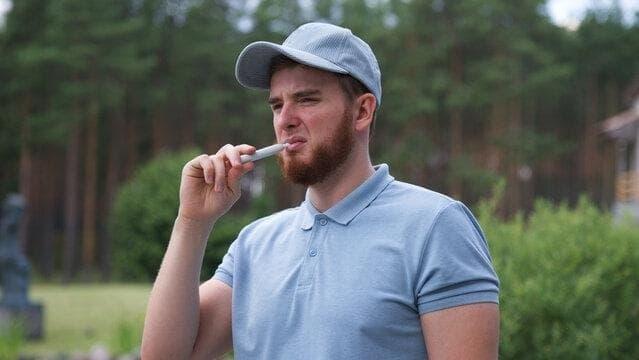 E-Raucher y la verdad sobre cigarrillos electronicos liquidos sin nicotina son malos para la salud
