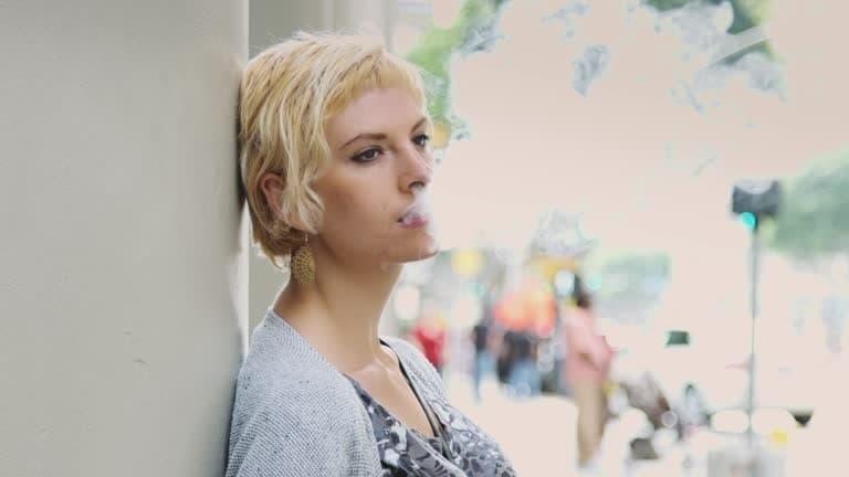 IBVAPE Bolt y la guía imprescindible sobre cigarrillos electronicos prohibidos en chile que todo comprador debe conocer
